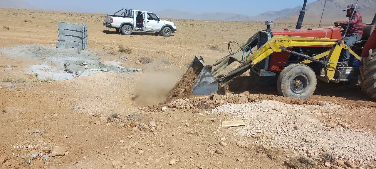 انسداد ۴ حلقه چاه غیرمجاز در شهرستان برخوار؛ گامی در راستای احیای سفره‌های زیرزمینی